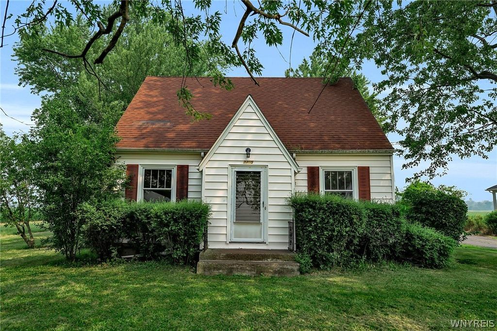 2705 Niagara Road, Wheatfield, NY 14304