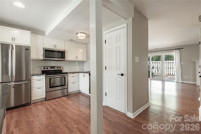 2744 Von Thuringer Court, Charlotte, NC 28210