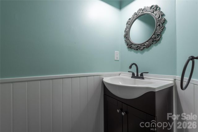 2744 Von Thuringer Court, Charlotte, NC 28210