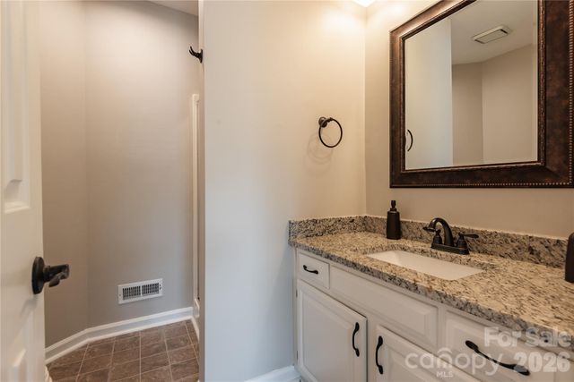 2744 Von Thuringer Court, Charlotte, NC 28210