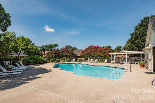 2744 Von Thuringer Court, Charlotte, NC 28210
