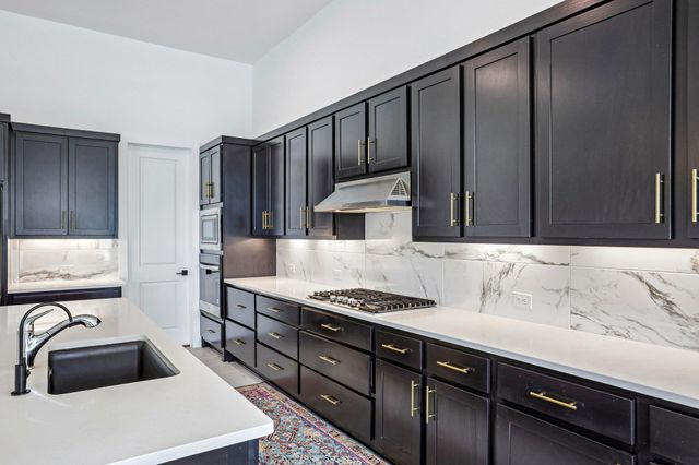 5000 Olimpico WAY, Leander, TX 78641