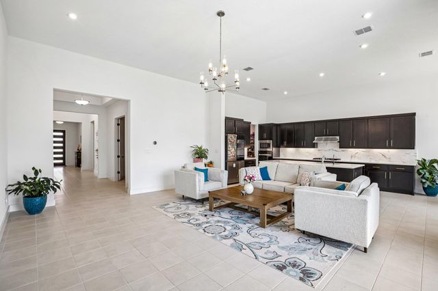 5000 Olimpico WAY, Leander, TX 78641