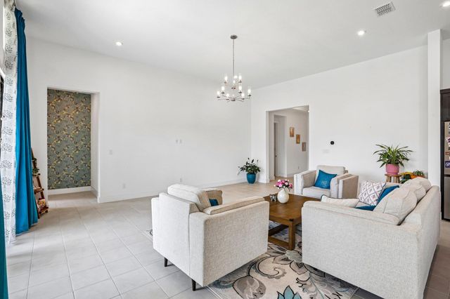 5000 Olimpico WAY, Leander, TX 78641
