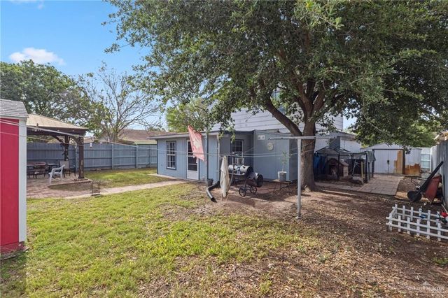2124 Hawk Avenue, Mcallen, TX 78504
