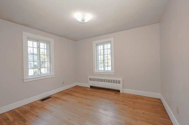 328 S Mammoth Road, Manchester, NH 03109