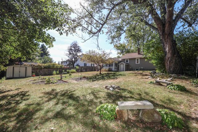 328 S Mammoth Road, Manchester, NH 03109