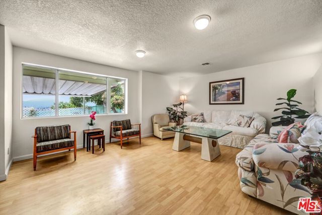 2326 Arthur Street, Los Angeles, CA 90065
