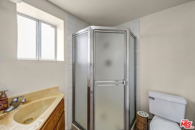 2326 Arthur Street, Los Angeles, CA 90065