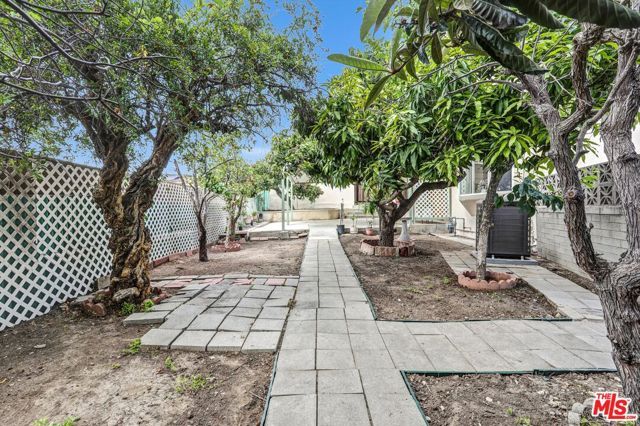 2326 Arthur Street, Los Angeles, CA 90065
