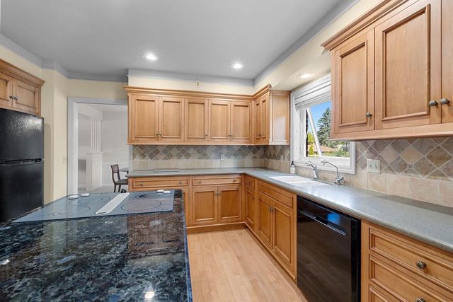 180 ROSEMONT DRIVE, Green Bay, WI 54301