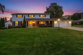 180 ROSEMONT DRIVE, Green Bay, WI 54301