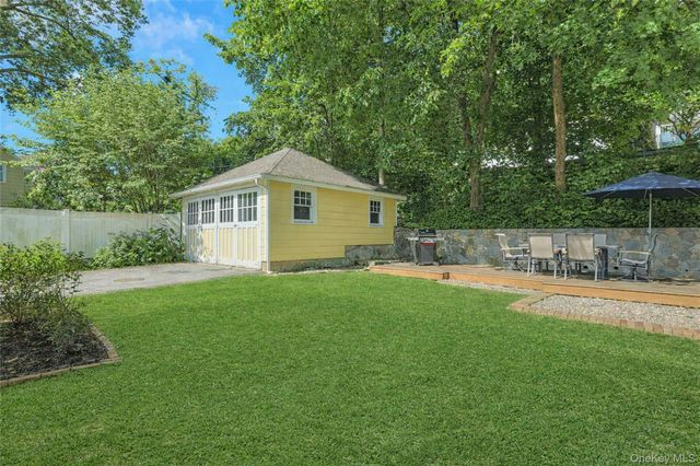 12 North Street, Katonah, NY 10536
