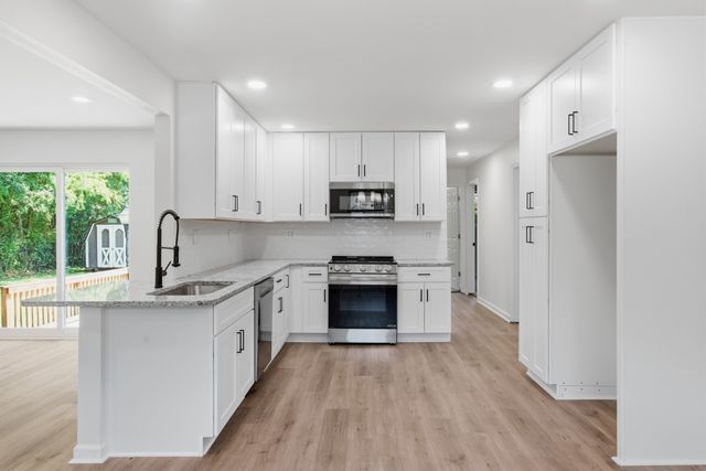 3218 Moorewood Dr, Nashville, TN 37207