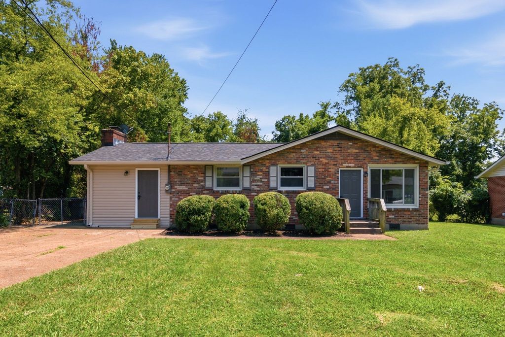 3218 Moorewood Dr, Nashville, TN 37207