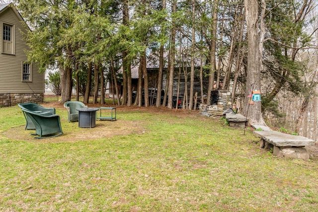 2103 Vermont Route 106, Weathersfield, VT 05151
