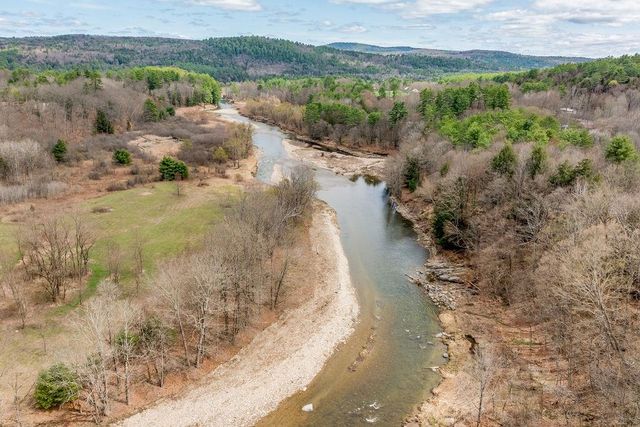 2103 Vermont Route 106, Weathersfield, VT 05151