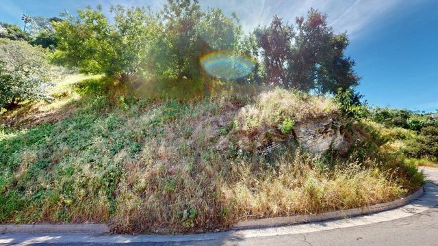 3810 Knobhill Drive, Sherman Oaks, CA 91423