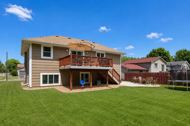 2513 93rd Way, Brooklyn Park, MN 55444