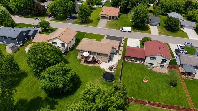 2513 93rd Way, Brooklyn Park, MN 55444