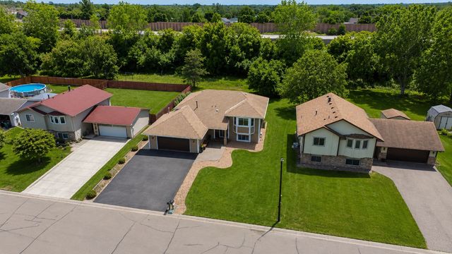 2513 93rd Way, Brooklyn Park, MN 55444