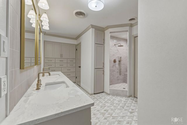 2305 Douglas Drive, San Angelo, TX 76904