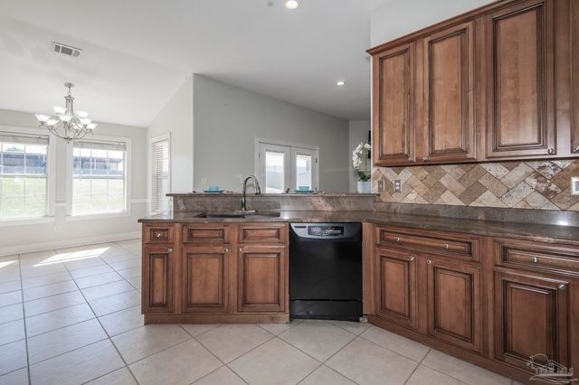 3310 Indian Hills Dr, Pace, FL 32571