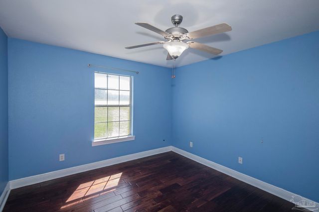 3310 Indian Hills Dr, Pace, FL 32571