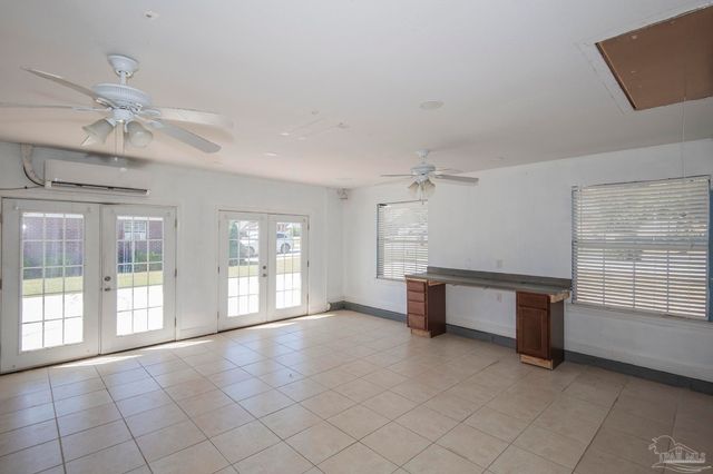 3310 Indian Hills Dr, Pace, FL 32571