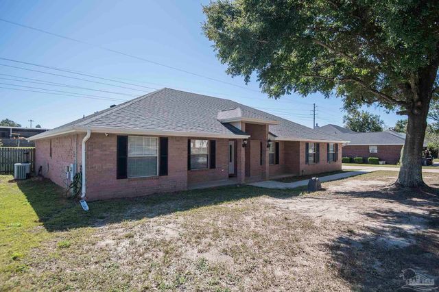 3310 Indian Hills Dr, Pace, FL 32571