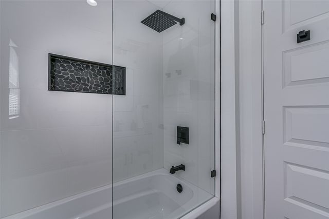 1924 E Shady Grove Road, Irving, TX 75060