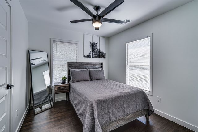 1924 E Shady Grove Road, Irving, TX 75060