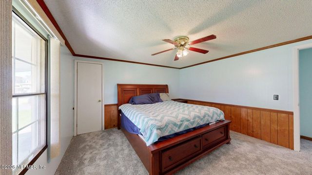 160 MOONLITE Drive, Satsuma, FL 32189