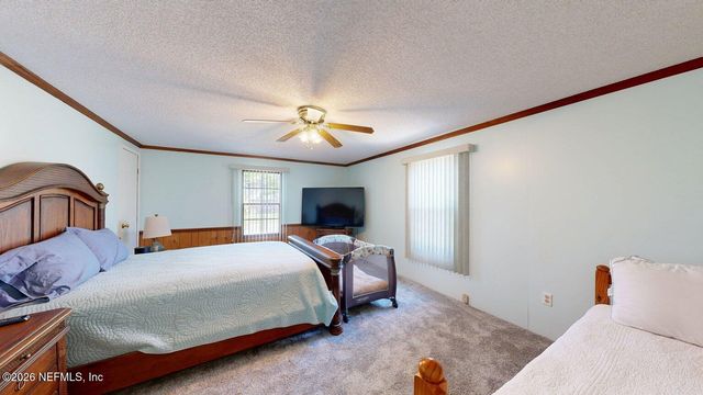 160 MOONLITE Drive, Satsuma, FL 32189