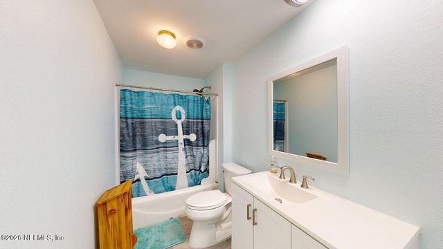 160 MOONLITE Drive, Satsuma, FL 32189