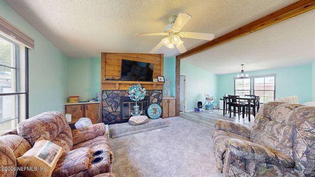160 MOONLITE Drive, Satsuma, FL 32189