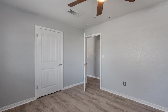 801 E Johnson ST, Burnet, TX 78611