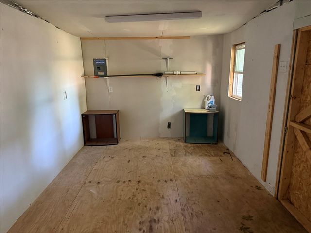 801 E Johnson ST, Burnet, TX 78611