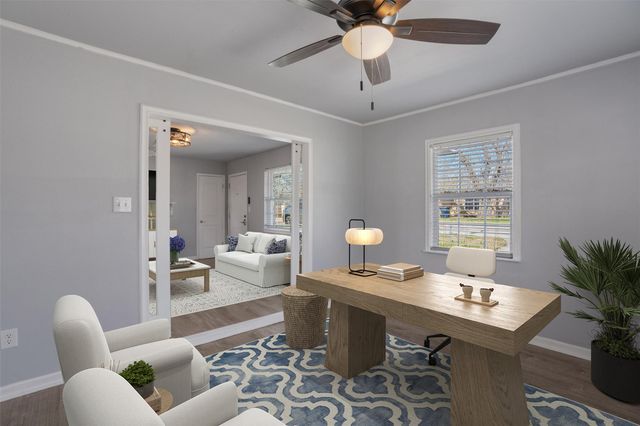 801 E Johnson ST, Burnet, TX 78611