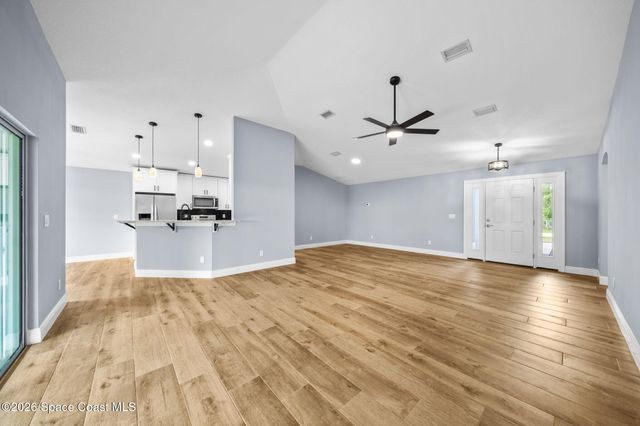 146 Lehigh Avenue SE, Palm Bay, FL 32909