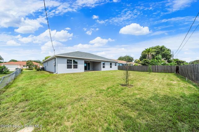 146 Lehigh Avenue SE, Palm Bay, FL 32909