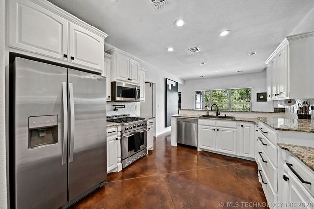 10250 S 195th West Place, Sapulpa, OK 74066