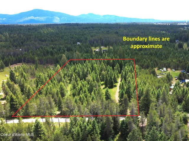 7248 E Honeysuckle Rd, Athol, ID 83801
