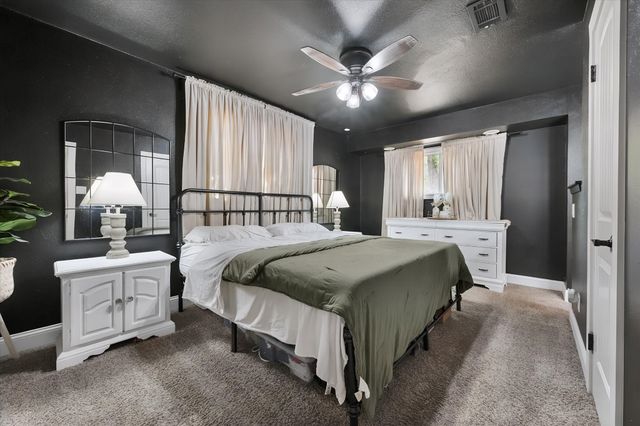 316 Wintercrest Road, Burleson, TX 76028