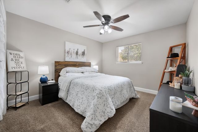 316 Wintercrest Road, Burleson, TX 76028