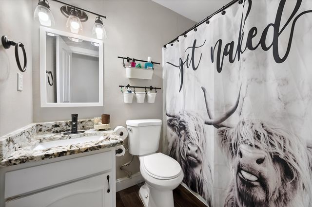 316 Wintercrest Road, Burleson, TX 76028