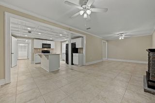 2132 Dunwoody Glen, Dunwoody, GA 30338