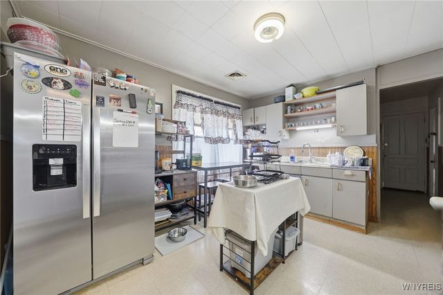 87 Princeton Place, Buffalo, NY 14210