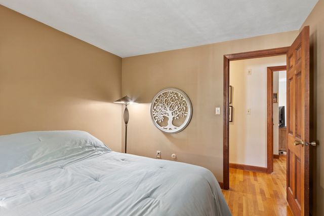 27 Third St, Maynard, MA 01754