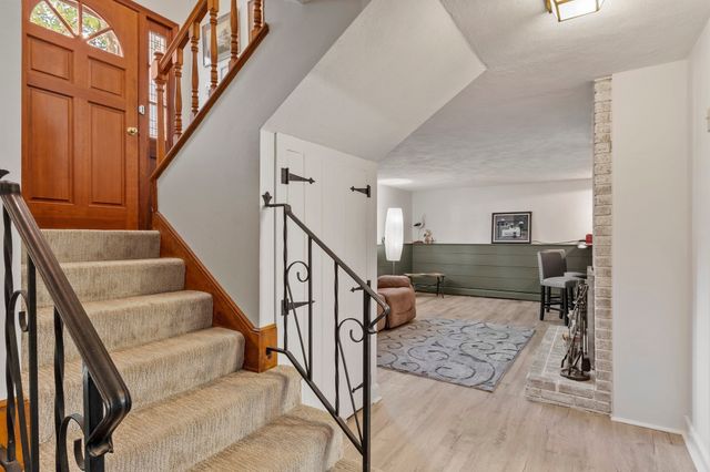 27 Third St, Maynard, MA 01754